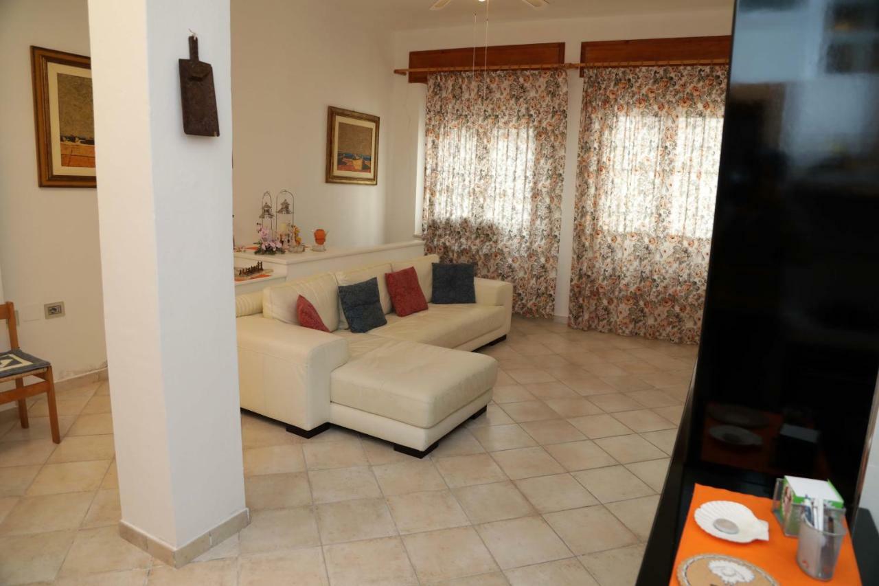 Luxury Apt Daire Calasetta Dış mekan fotoğraf