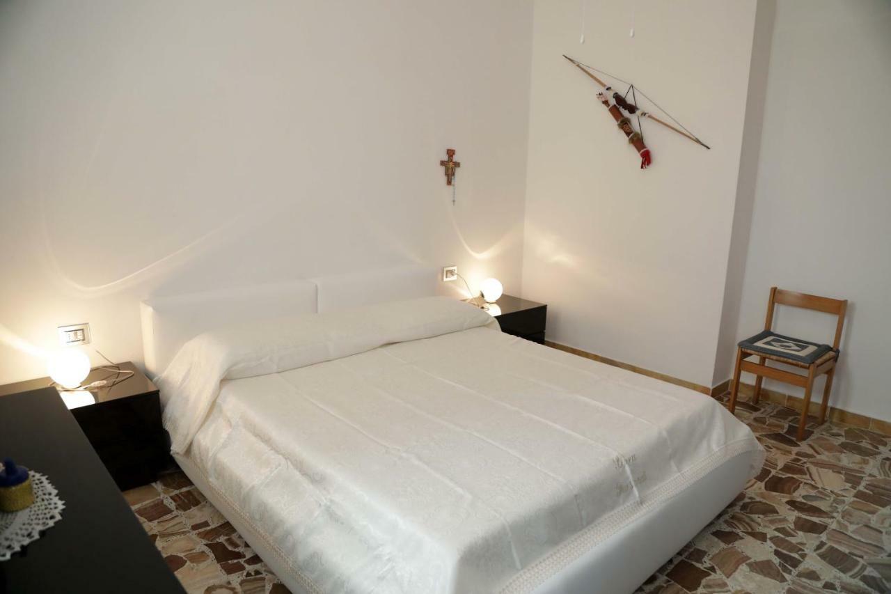 Luxury Apt Daire Calasetta Dış mekan fotoğraf