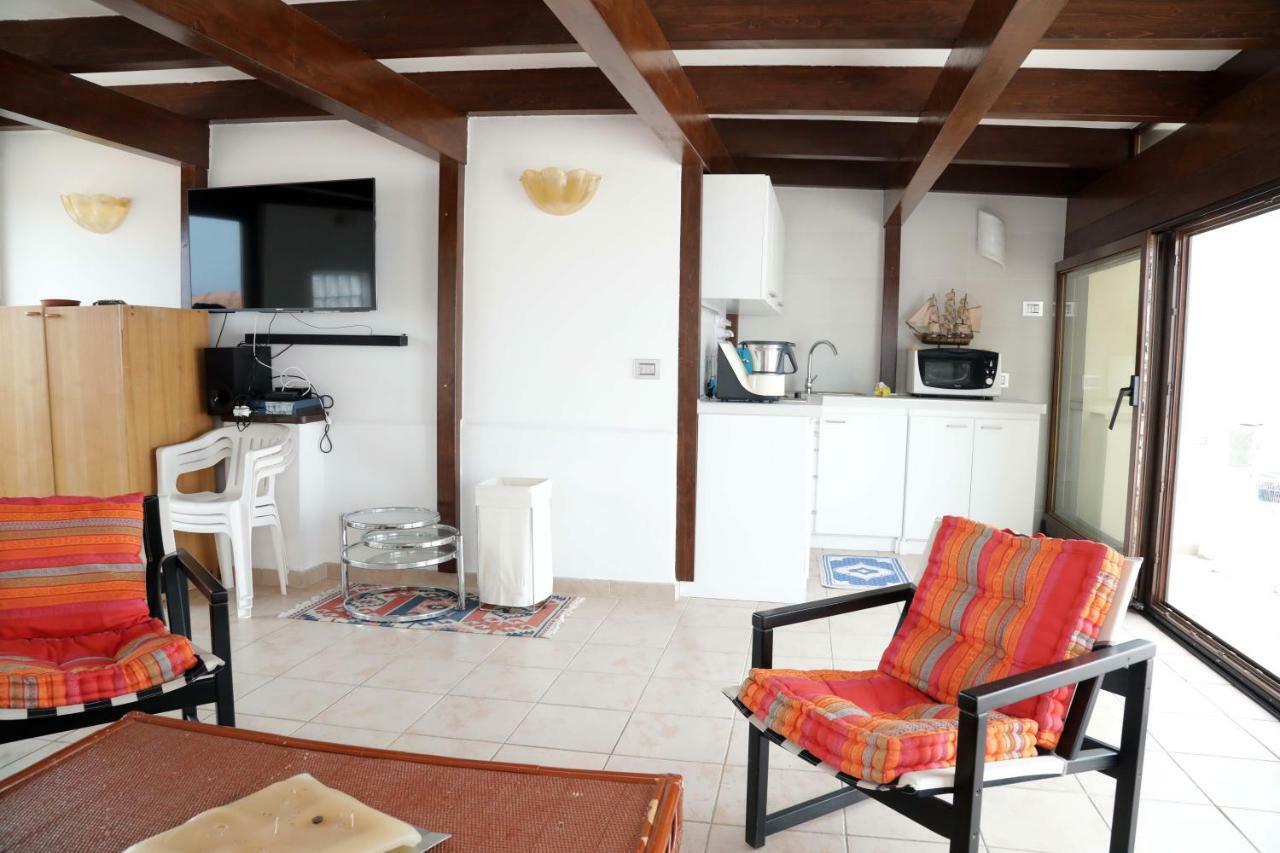 Luxury Apt Daire Calasetta Dış mekan fotoğraf